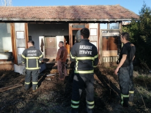 Bağ Evindeki Yangın Vatandaşların Müdahalesiyle Söndürüldü