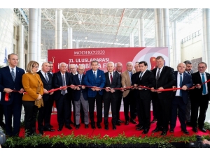 Merakla Beklenen Mobilya Fuarı Kapılarını Açtı