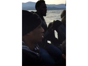 Ege Denizi’nde 11 Saat Kurtarılmayı Beklediler