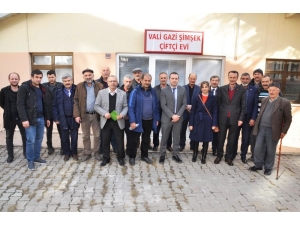 Gümüşhane’de Arıcılara Varroa Eğitimi Verildi