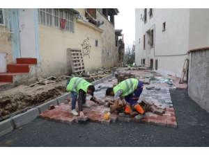 Selam Sokak Modern Bir Görünüme Kavuşuyor