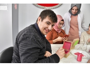 Mamak’ta Minikler 8 Mart’ta Annelerine Sürpriz Yapacak