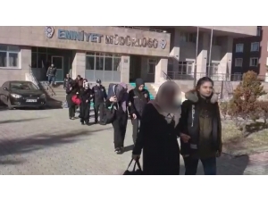 Fetö’nün Kadın Yapılanmasına Operasyon