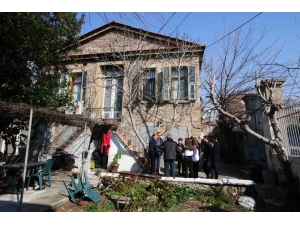 Bayraklı’nın Tarihi Evleri Arşivleniyor