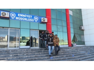 Van’da Kaçak Sigara Operasyonu