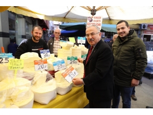 Başkan Halk Pazarında