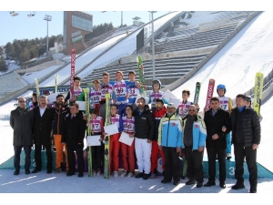 Gökyüzü Kartalları Okulları İçin Uçtu