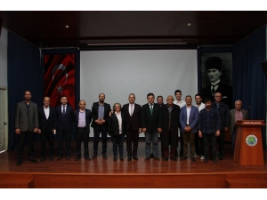 Hendek’te Fındık Üreticilere Seminer Verildi