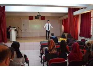 Çorum’da İstiklal Marşını En Güzel Okuma Yarışması