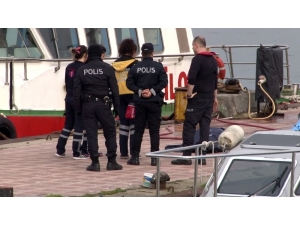 Kadıköy’de Denizde Erkek Cesedi Bulundu