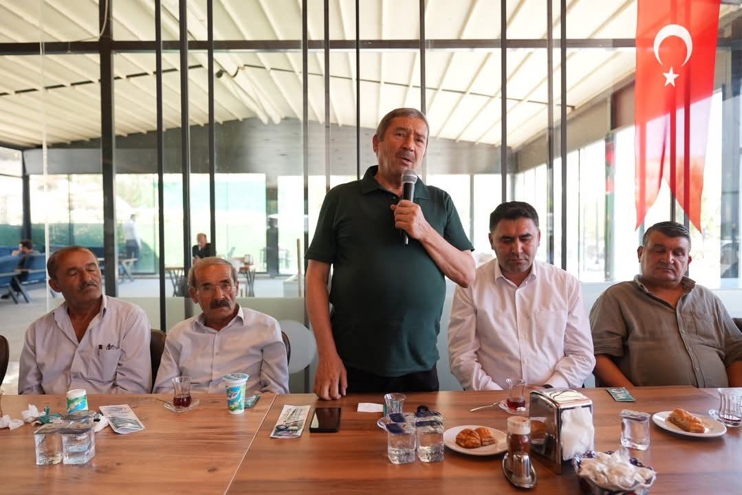 bozkurt-sayfiye-mahallesi-nde-temaslarda-bulundu
