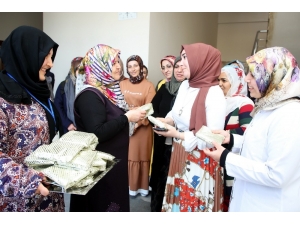 Kursiyer Kadınlara ’8 Mart Dünya Kadınlar Günü’ Sürprizi