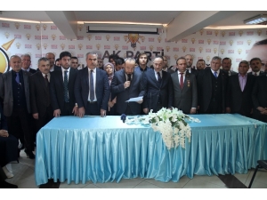 Siyasilerden Engin Özkoç’a Sert Tepki