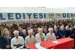Şehidi Binlerce Kişi Uğurladı