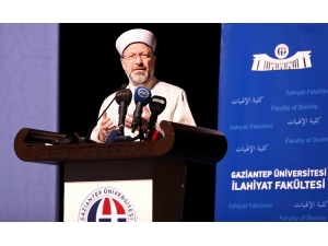 Diyanet İşleri Başkanı Erbaş: "Doğru Şekilde Karşılanmayan Her İhtiyacın Nasıl İstismar Edildiğini Bugün Daha Yakından Görmekteyiz"