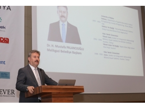 Başkan Palancıoğlu ’Dijital Dönüşüm Konferansı’na Katıldı