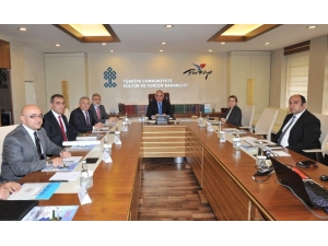 Başkan Büyükkılıç, Kültür Ve Turizm Bakanı Ersoy İle Görüştü