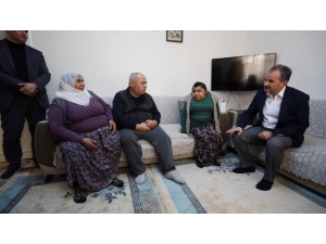 Başkan Kılınç, Engelli Vatandaşı Evinde Ziyaret Etti