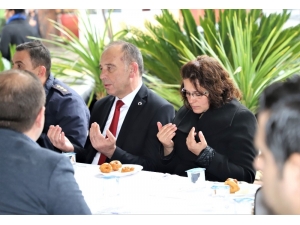 Turgutlu’da Şehitler İçin Kuran-ı Kerim Tilaveti