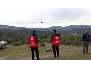 80 Kişilik Ekip Hem Havadan, Hem Karadan Arıyor