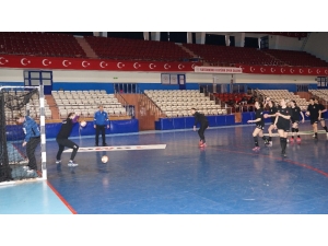 Kastamonu Belediyespor, Macaristan’a Hareket Etti