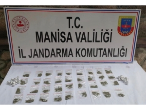 Bağ Evinde Satışa Hazır Paketlenmiş Esrar Ele Geçirildi