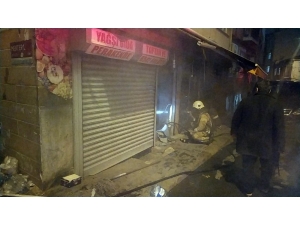 Markette Korkutan Yangın: Patlamalar Meydana Geldi