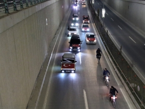 Elazığ’da 100 Araçlık Konvoyla Mehmetçiğe Destek