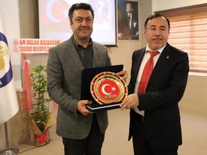 Prof. Dr. Çetin: "İstiklal Marşımız Bizi Millet Yapan Temel Bileşenlerimizdendir"