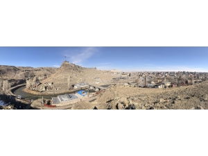 Kars’ta 19. Yüzyılda Yapılan Tarihi Binalar Yok Oluyor