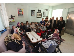 Kadın Meclisi 8 Mart ’Dünya Kadınlar Günü’nü Kutladı