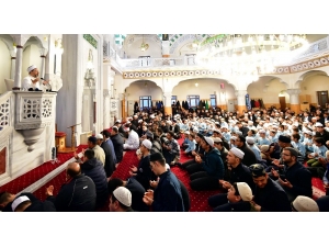 Diyanet İşleri Başkanı Prof. Dr. Erbaş Şehitler İçin Dua Etti