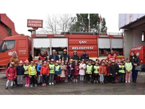 Minik Öğrencilerden İtfaiye Ziyareti