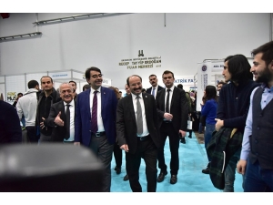 Etü Doğu Anadolu Kariyer Fuarı’nda