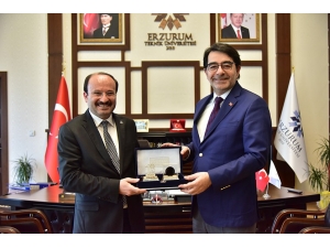 Tccbiko Başkanı Atay’ Dan Etü Rektörü Çakmak’a Ziyaret