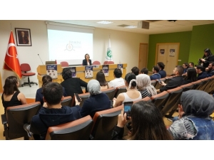 Başkan Hürriyet’ten Üniversite Öğrencilerine ‘İş’te Kadın’ Dersi