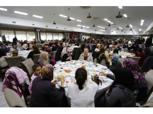 Başkan Sandal, Bayraklılı Kadınlarla Buluştu