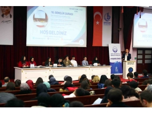 18. Gençlik Şurası’nda Gençler Kendilerini Eleştirdi