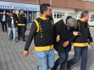 Aksaray’da Aranan Şahıslar Operasyonu: 4 Tutuklama