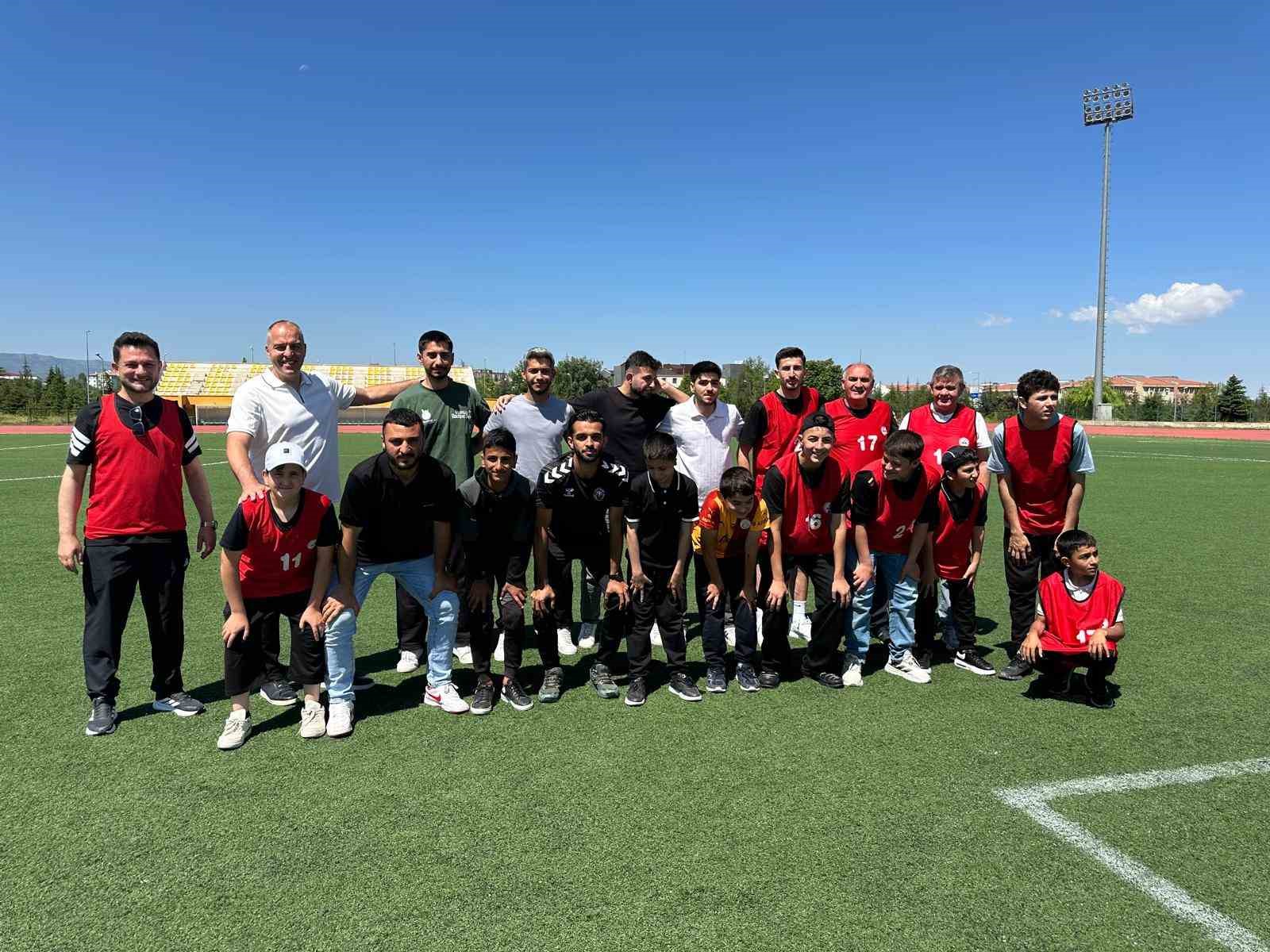 erciyes-universitesi-nde-anlamli-dostluk-turnuvasi