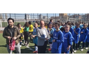 Yıldız Kızlar Futbol İl Birinciliği Müsabakaları Tamamlandı