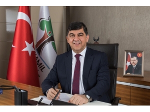 Başkan Fadıloğlu, Dünya Kadınlar Günü’nü Kutladı