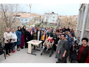 Özel İnsanlar Eğitim Merkezi’nde “Dünya Kadınlar Günü” Kutlaması