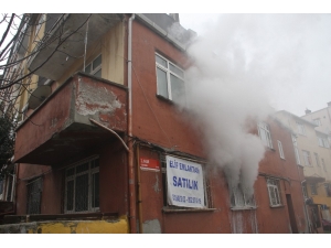 Eyüpsultan’da Gecekondu Yangını