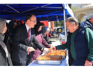 Başkan Örki: “Türk Halkı Hayır İçin Adeta Yarışıyor”