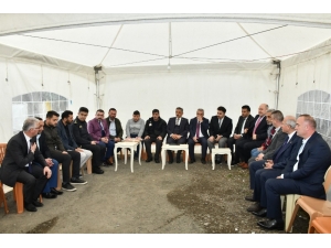 Vali Kaymak’tan İdlib Gazisi Ve Şehit Ailesine Moral