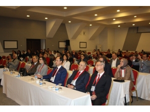 Tıp Fakültesi Dekanı Prof. Dr. Ekrem Kaya: