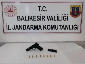 Jandarma Aranan 36 Kişiyi Yakaladı