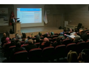 Sağlık Çalışanlarına Corona Virüs Eğitimi Verildi