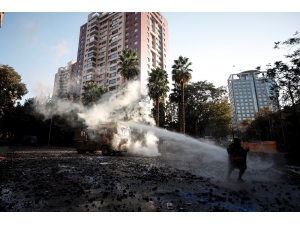 Şili’de Hükümet Karşıtı Protestolar Yeniden Alevlendi